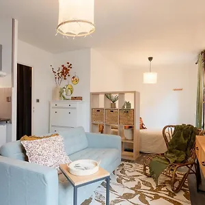 Le Baudis - Grand Avec Coin Nuit Et Parking Appartement